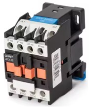 Imagen de un contactor auxiliar